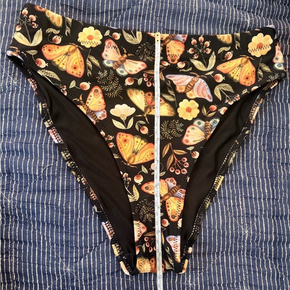 Cottage core bikini, floral with moths! - Picture 7 of 7